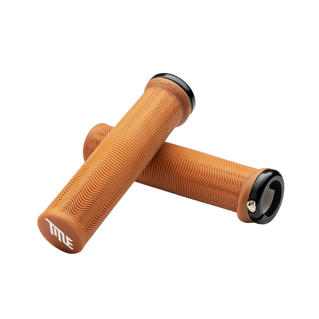 LO1 Grips